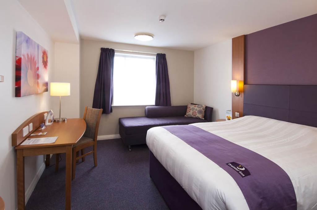 Premier Inn Watford - Croxley Green Zewnętrze zdjęcie